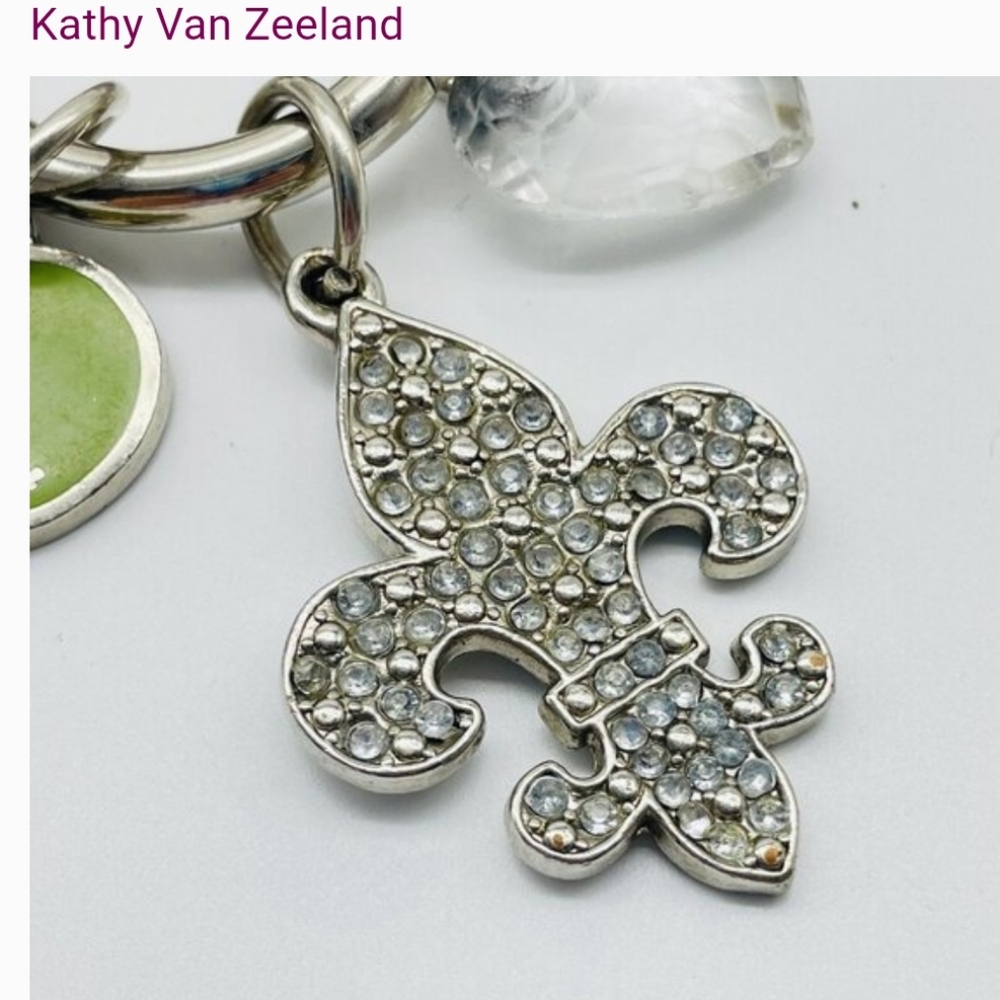 Kathy Van Zeeland Signed Rhinestone Fleur De Lis Heart Keychain Purse Charms Y2k - Picture 3 of 10